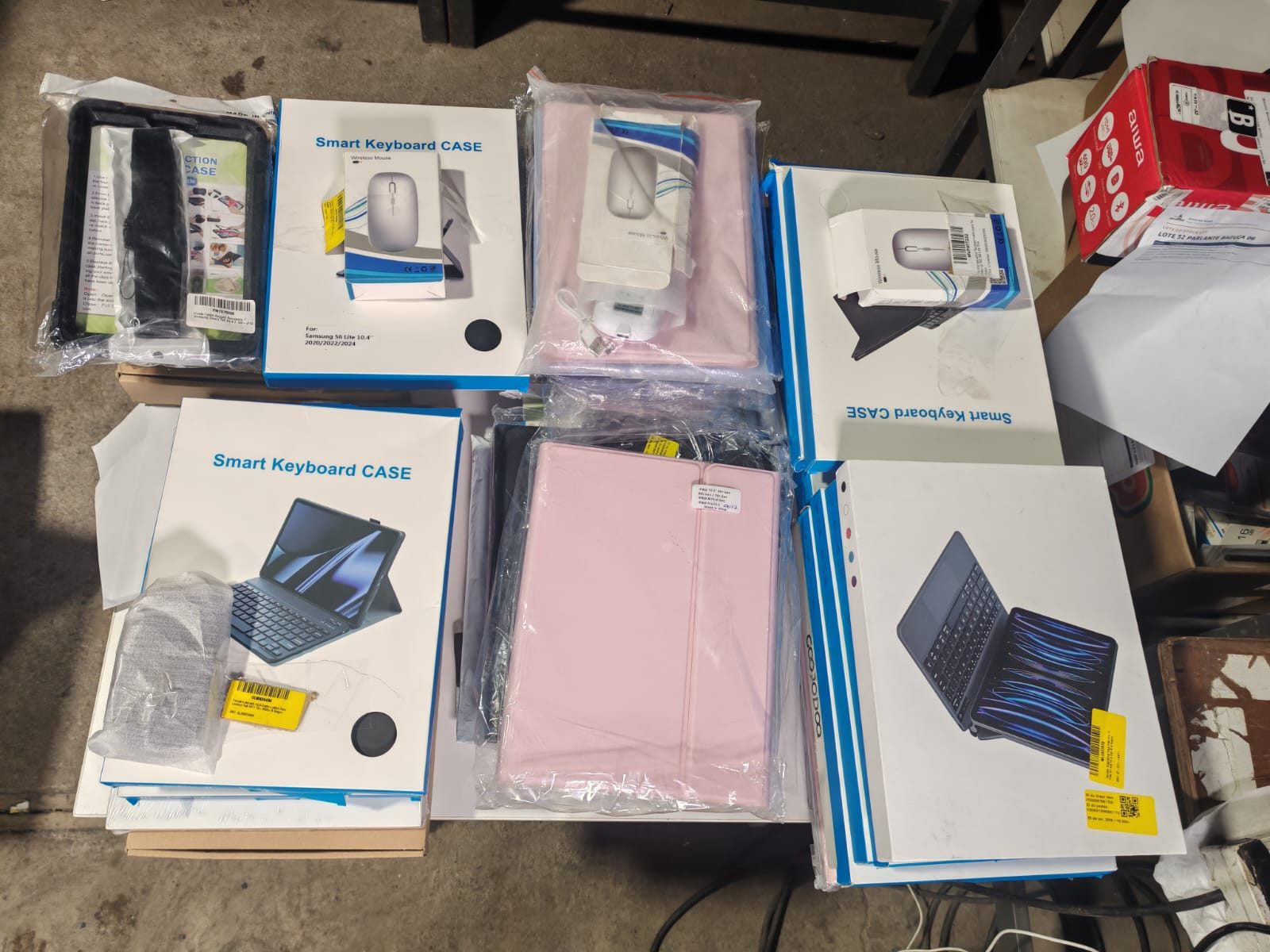 LOTE 70 FUNDA Y TECLADO PARA NOTEBOOK