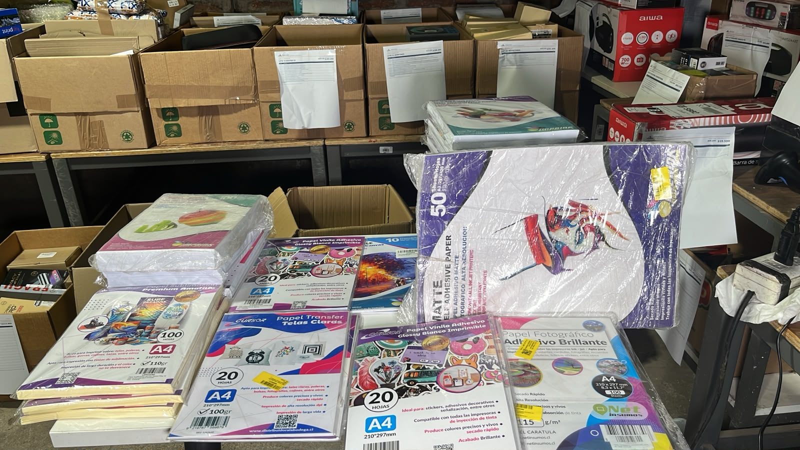 LOTE 102 PAPELERIA DE IMPRESIONES VARIAS