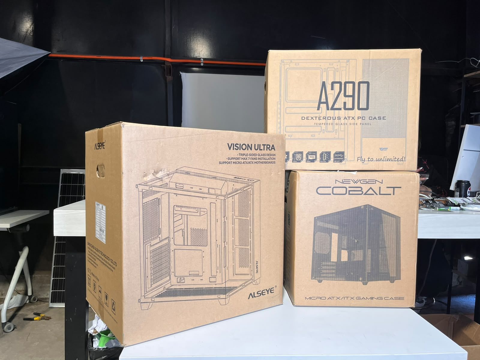 LOTE 153 GABINETES PC