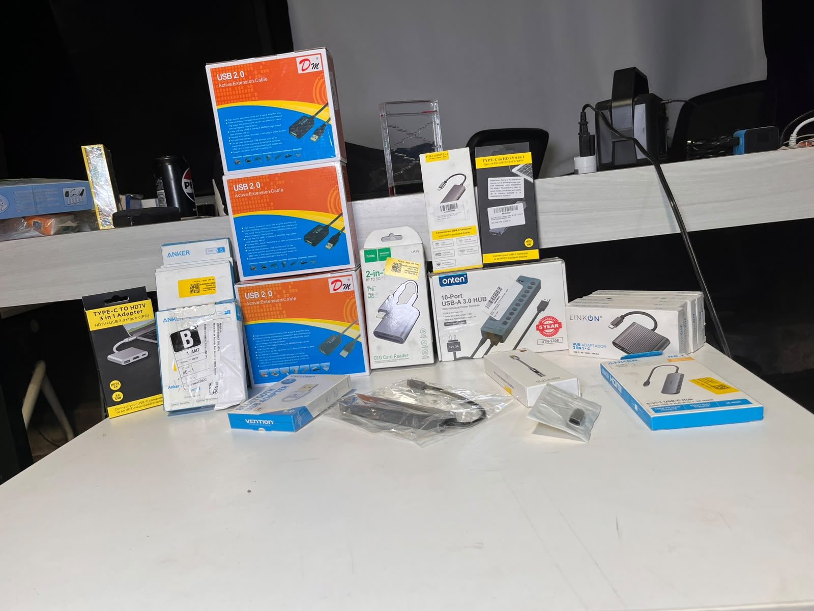 LOTE 191 ADAPTADORES TYPE C Y EXTENSORES DE USB